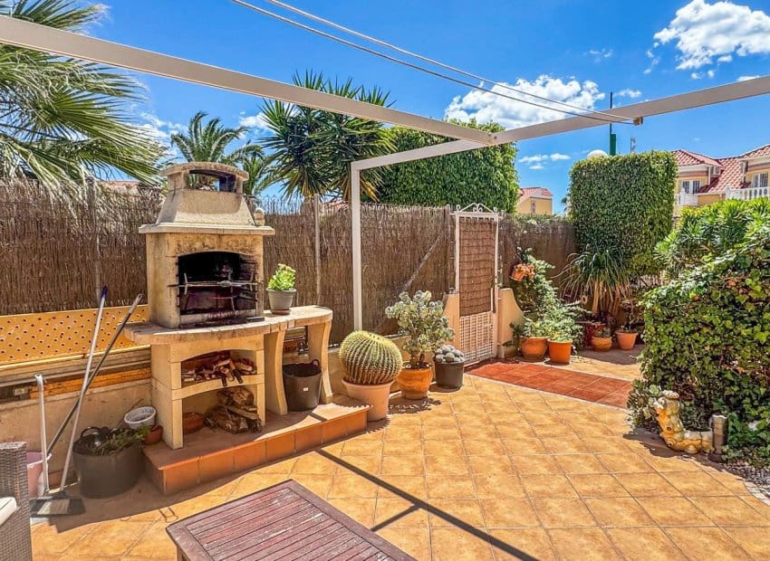 3 bedroom Apartment for sale in Orihuela Costa with pool - € 199,900 (Ref: 9841065)