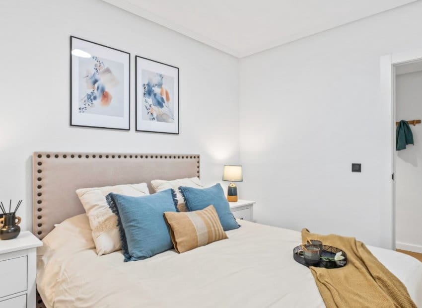 2 bedroom Apartment for sale in Orihuela Costa with pool - € 199,800 (Ref: 9841066)