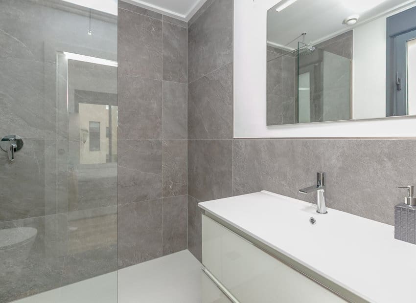 3 bedroom Villa for sale in Los Montesinos with pool - € 525,000 (Ref: 9843990)