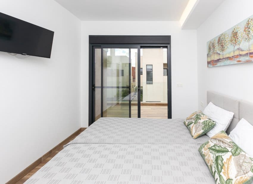 3 bedroom Villa for sale in Los Montesinos with pool - € 525,000 (Ref: 9843990)
