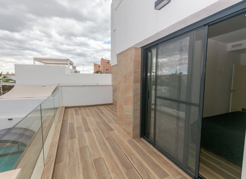 3 bedroom Villa for sale in Los Montesinos with pool - € 525,000 (Ref: 9843990)