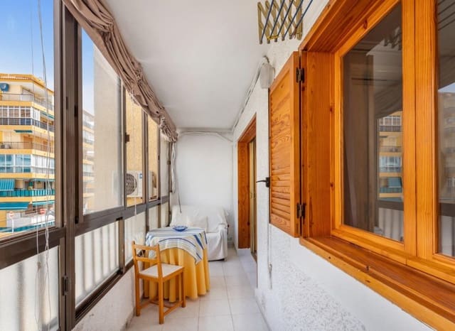 1 camera da letto Appartamento in vendita in Los Europeos, Torrevieja con piscina - 182.000 € (Rif: 9843991)