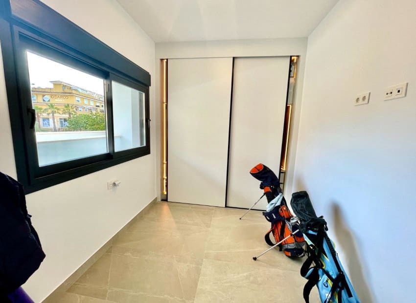 3 sypialnia Apartament na sprzedaż w Benijofar z basenem - 329 900 € (Ref: 9843995)