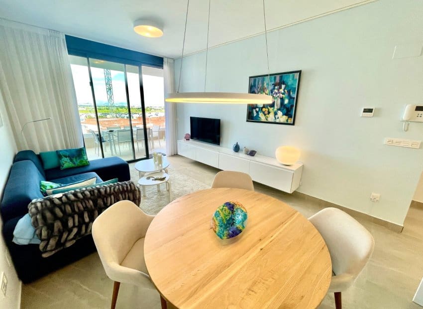 3 sypialnia Apartament na sprzedaż w Benijofar z basenem - 329 900 € (Ref: 9843995)