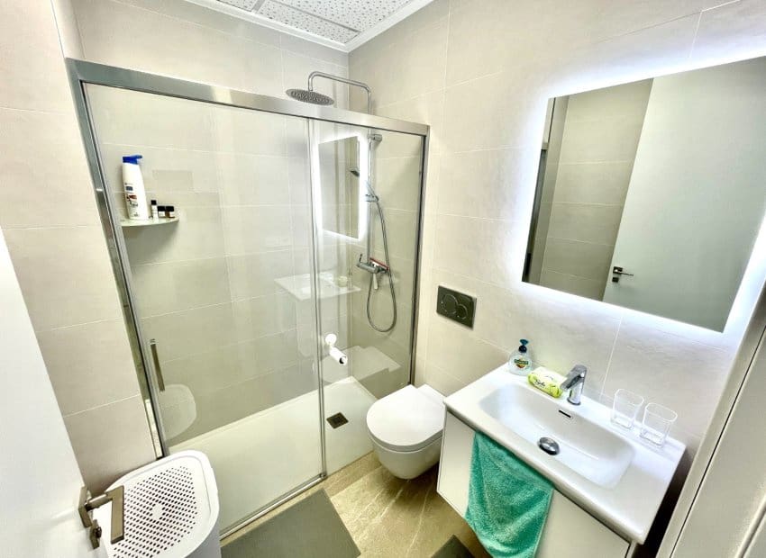 3 sypialnia Apartament na sprzedaż w Benijofar z basenem - 329 900 € (Ref: 9843995)