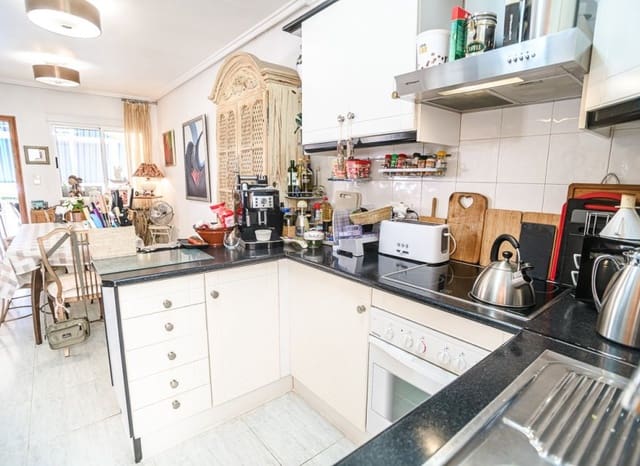 4 makuuhuone Huoneisto myytävänä paikassa La Florida, Orihuela - 269 500 € (Ref: 9843996)