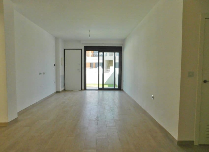2 bedroom Apartment for sale in San Miguel de Salinas with pool - € 229,000 (Ref: 9843998)