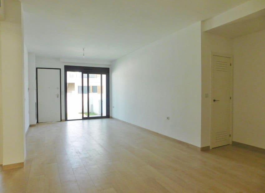 2 bedroom Apartment for sale in San Miguel de Salinas with pool - € 229,000 (Ref: 9843998)