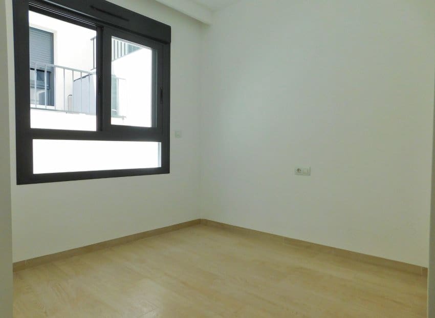 2 bedroom Apartment for sale in San Miguel de Salinas with pool - € 229,000 (Ref: 9843998)