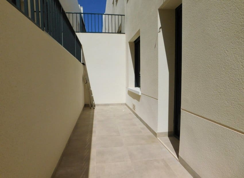 2 bedroom Apartment for sale in San Miguel de Salinas with pool - € 229,000 (Ref: 9843998)