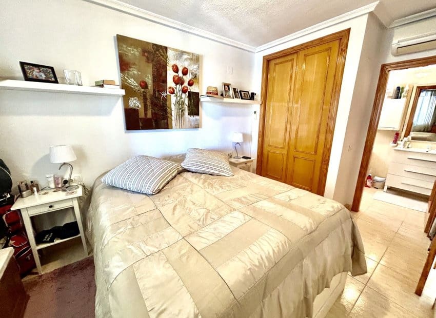 2 sypialnia Apartament na sprzedaż w La Mata z basenem - 240 000 € (Ref: 9843999)
