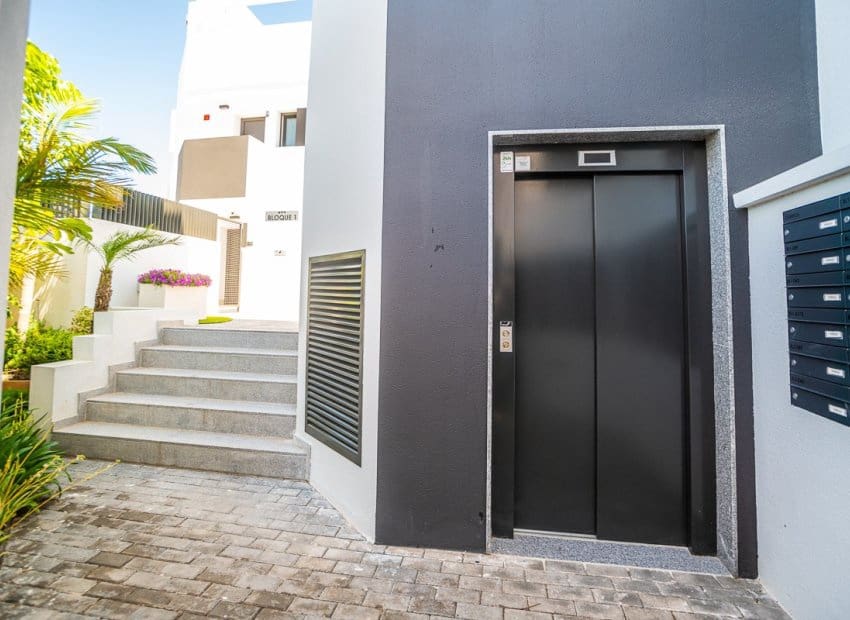 3 soveværelse Lejlighed til salg i Los Balcones med swimmingpool - € 349.000 (Ref: 9847688)