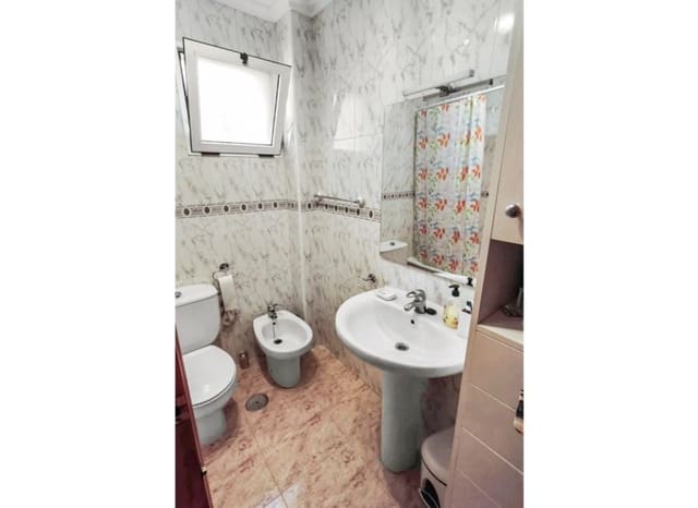 2 soveværelse Lejlighed til salg i Playa Flamenca, Orihuela med swimmingpool - € 176.900 (Ref: 9847691)