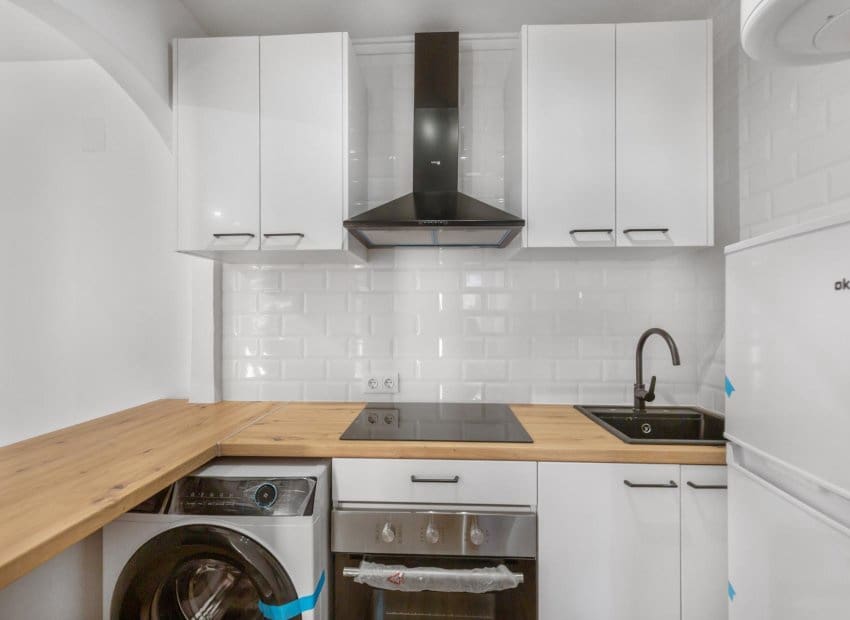 2 soverom Leilighet til salgs i Torrevieja med svømmebasseng - € 149 990 (Ref: 9847695)