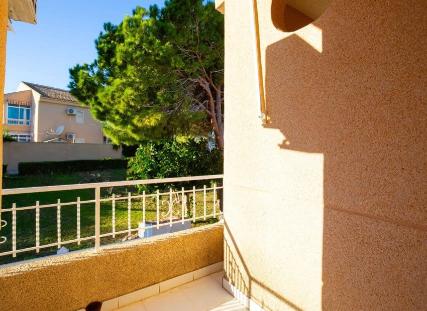 2 soverom Leilighet til salgs i Torrevieja med svømmebasseng - € 149 990 (Ref: 9847695)