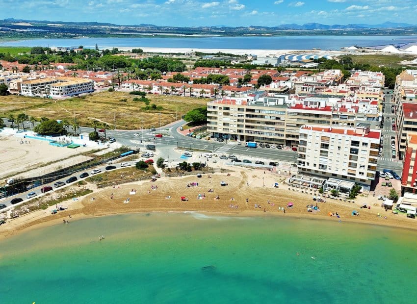 2 Zimmer Apartment zu verkaufen in Torrevieja - 124.900 € (Ref: 9847696)