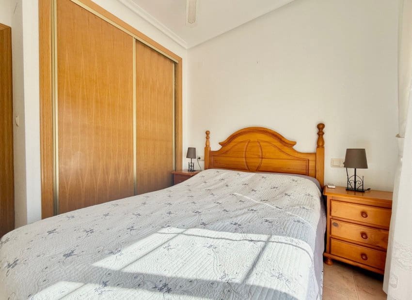 3 slaapkamer Villa te koop in Guardamar del Segura met zwembad - € 185.000 (Ref: 9847698)