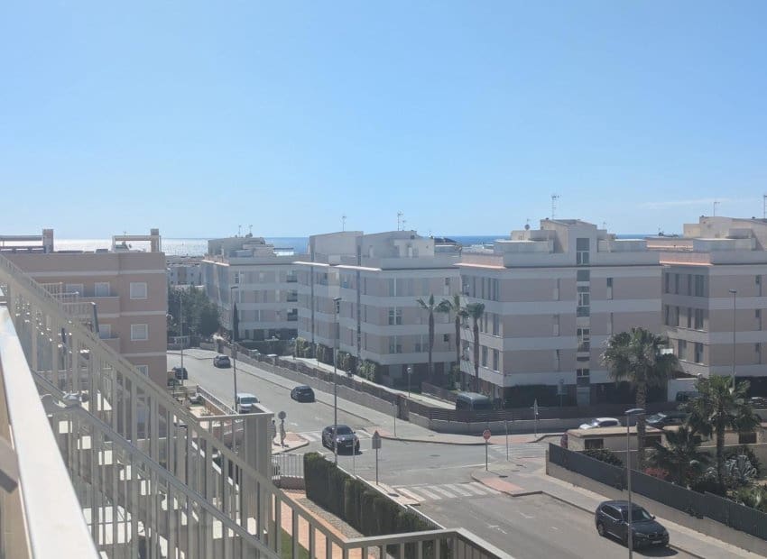 3 bedroom Apartment for sale in Villamartin with pool - € 350,000 (Ref: 9849763)