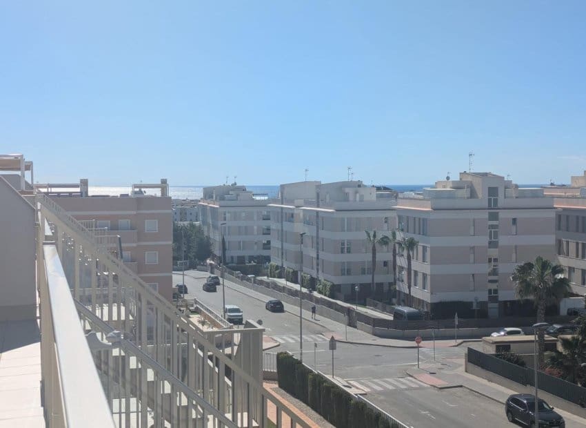 3 bedroom Apartment for sale in Villamartin with pool - € 350,000 (Ref: 9849763)