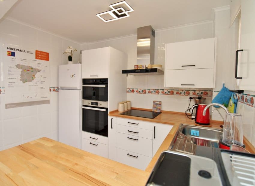 Casa de 2 habitaciones en Orihuela Costa en venta con piscina - 219.900 € (Ref: 9852155)