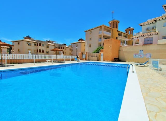 Casa de 2 habitaciones en Lomas de Cabo Roig - Los Dolses, Orihuela en venta con piscina - 219.900 € (Ref: 9852155)