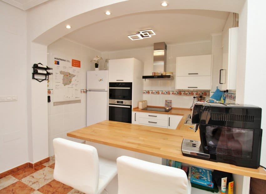 Casa de 2 habitaciones en Orihuela Costa en venta con piscina - 219.900 € (Ref: 9852155)