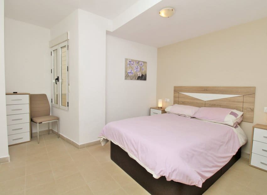 3 soveværelse Lejlighed til salg i Playa Flamenca med swimmingpool - € 225.000 (Ref: 9852156)