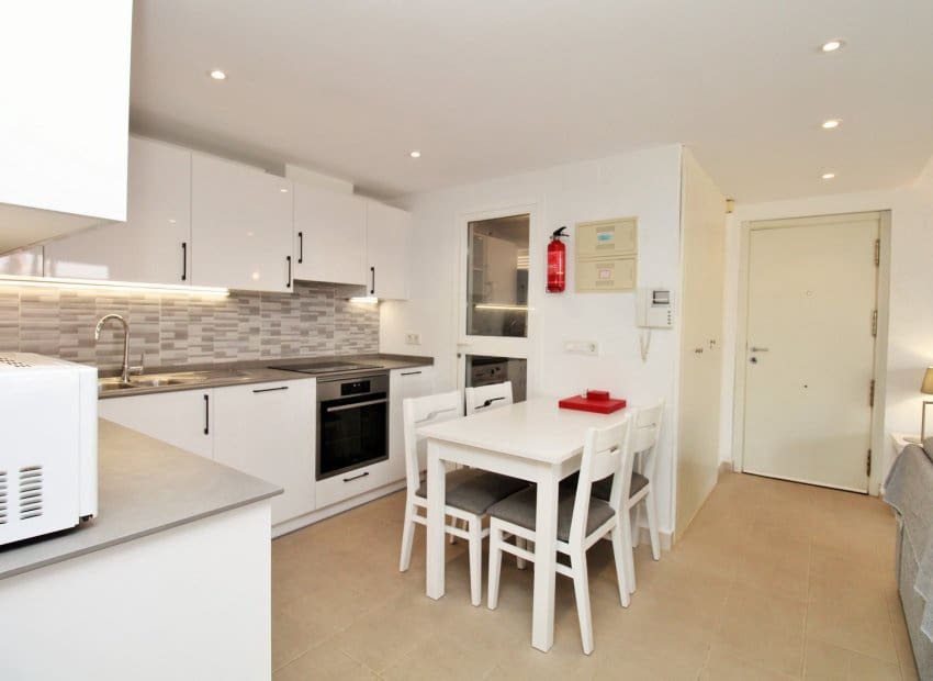 3 soveværelse Lejlighed til salg i Playa Flamenca med swimmingpool - € 225.000 (Ref: 9852156)