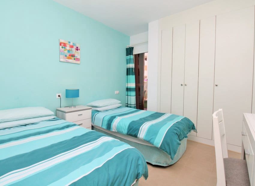 3 soveværelse Lejlighed til salg i Playa Flamenca med swimmingpool - € 225.000 (Ref: 9852156)