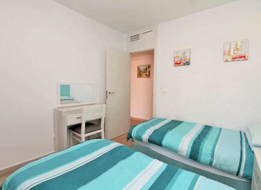 3 soveværelse Lejlighed til salg i Playa Flamenca med swimmingpool - € 225.000 (Ref: 9852156)