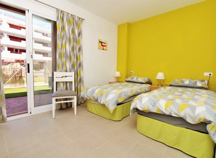 3 soveværelse Lejlighed til salg i Playa Flamenca med swimmingpool - € 225.000 (Ref: 9852156)