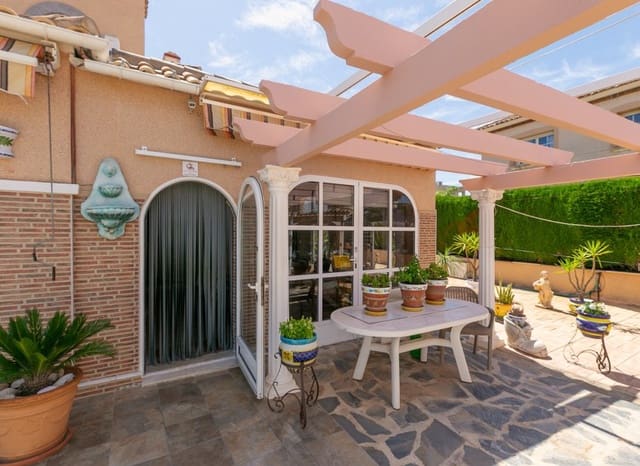 4 soverom Villa til salgs i La Regia, Orihuela med svømmebasseng - € 560 000 (Ref: 9852158)