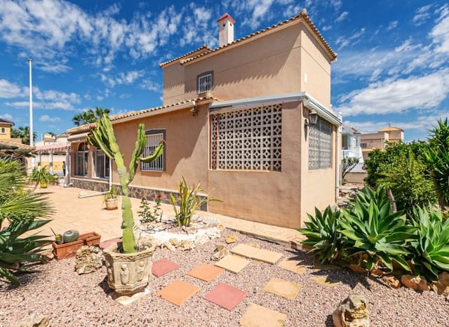 4 soverom Villa til salgs i La Regia, Orihuela med svømmebasseng - € 560 000 (Ref: 9852158)