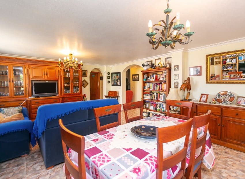4 soveværelse Villa til salg i Orihuela Costa med swimmingpool - € 560.000 (Ref: 9852158)
