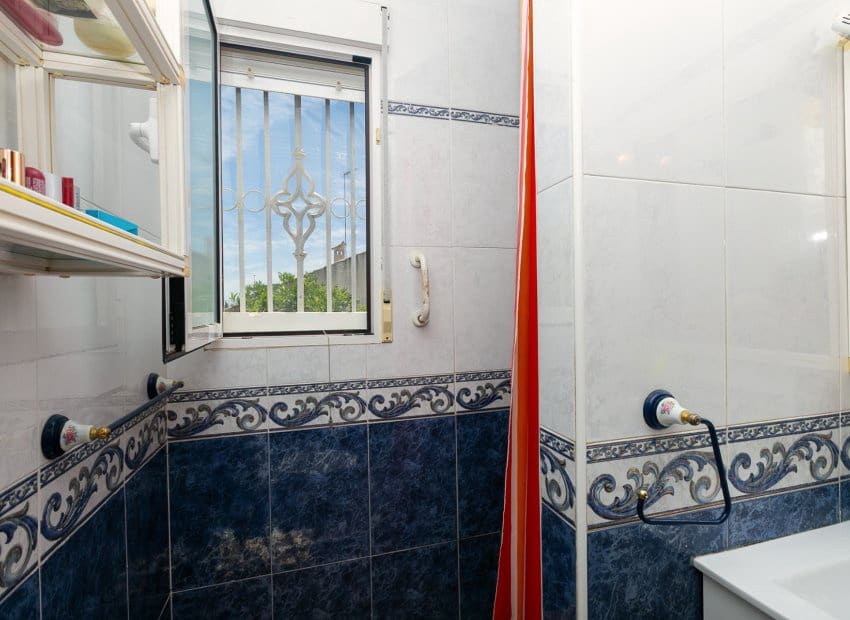4 soveværelse Villa til salg i Orihuela Costa med swimmingpool - € 560.000 (Ref: 9852158)