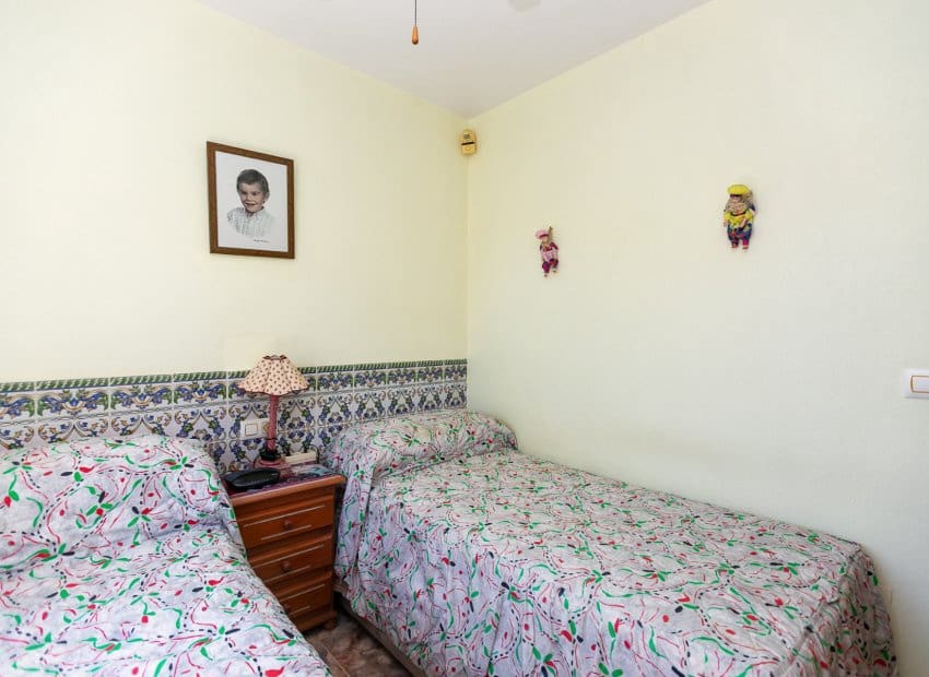 4 soveværelse Villa til salg i Orihuela Costa med swimmingpool - € 560.000 (Ref: 9852158)