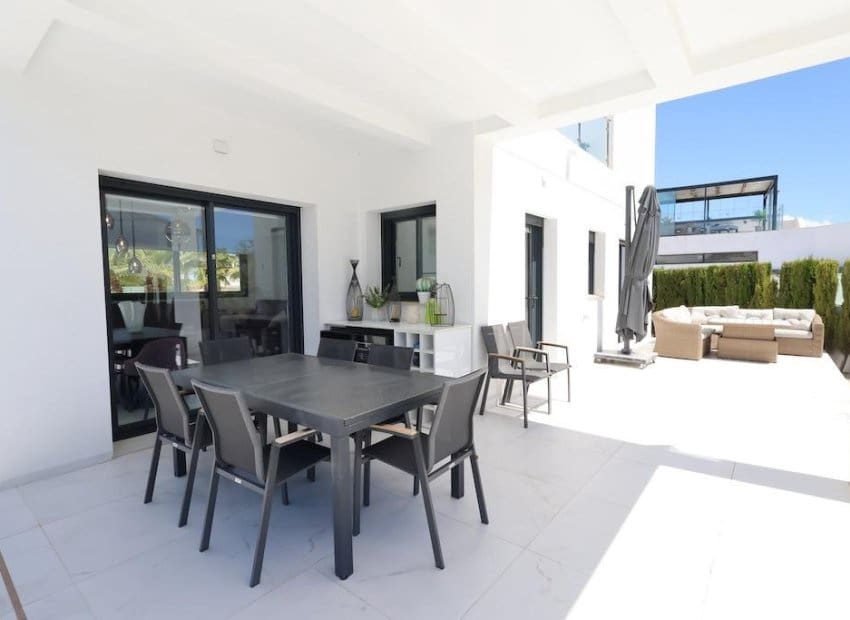 3 soverom Villa til salgs i La Marquesa med svømmebasseng - € 699 000 (Ref: 9857785)