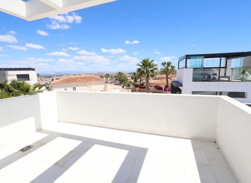 3 soverom Villa til salgs i La Marquesa med svømmebasseng - € 699 000 (Ref: 9857785)