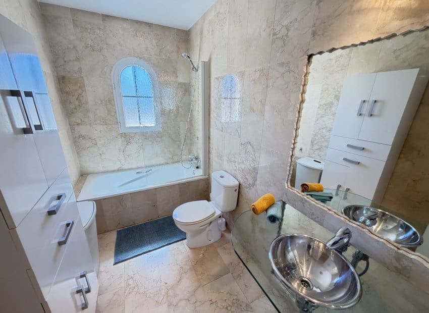 2 bedroom Villa for sale in Las Ramblas Golf with pool - € 234,000 (Ref: 9857786)