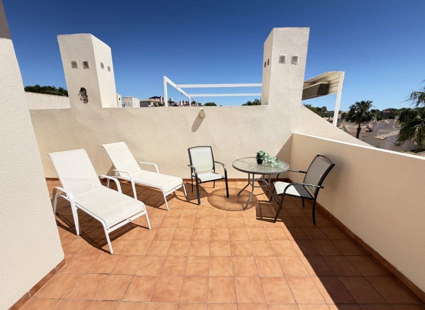 2 bedroom Villa for sale in Las Ramblas Golf with pool - € 234,000 (Ref: 9857786)