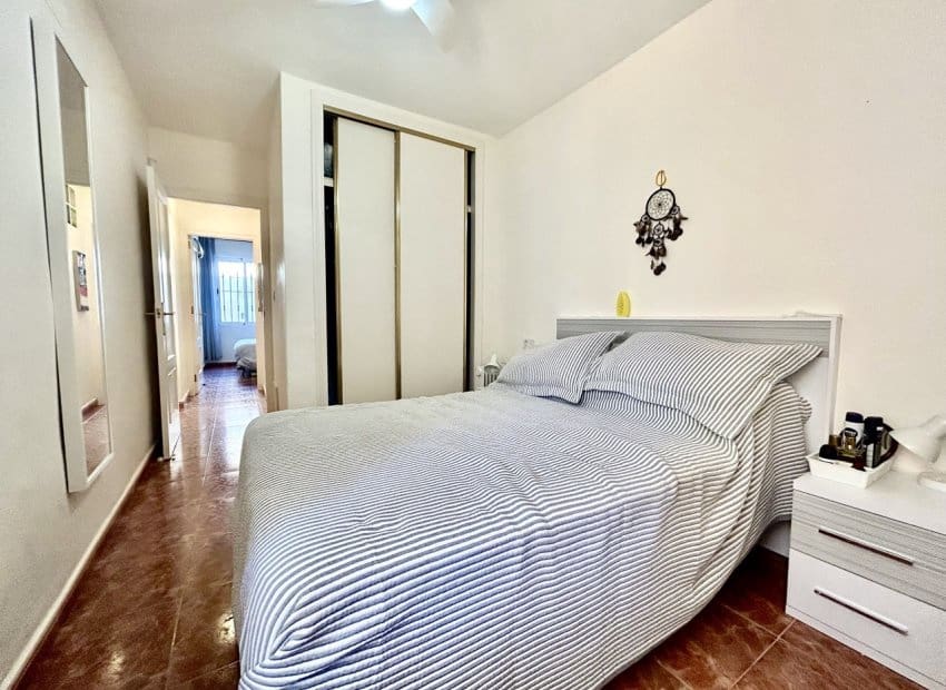 2 Zimmer Apartment zu verkaufen in La Zenia mit Pool - 190.900 € (Ref: 9858155)