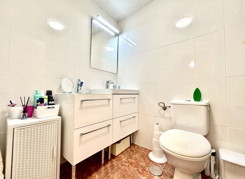 2 Zimmer Apartment zu verkaufen in La Zenia mit Pool - 190.900 € (Ref: 9858155)