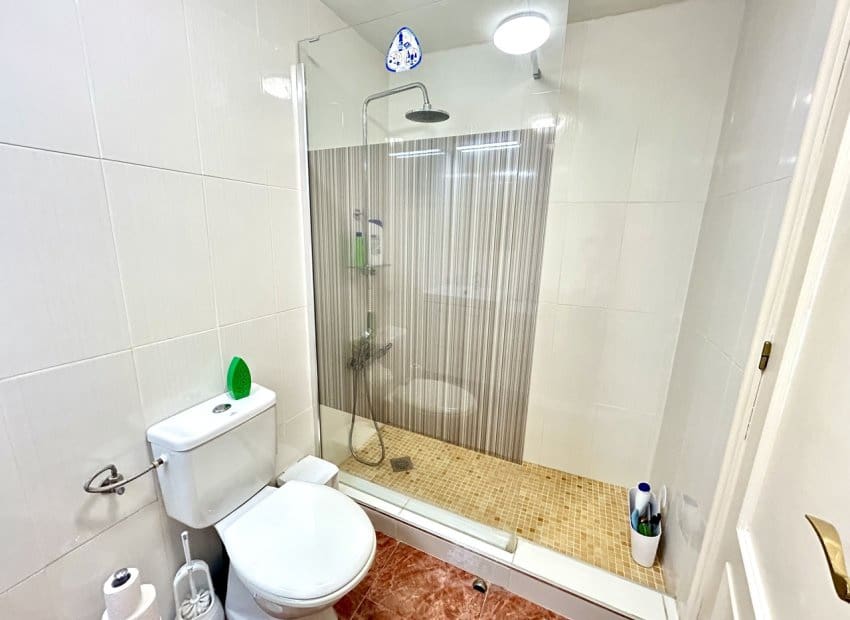2 Zimmer Apartment zu verkaufen in La Zenia mit Pool - 190.900 € (Ref: 9858155)