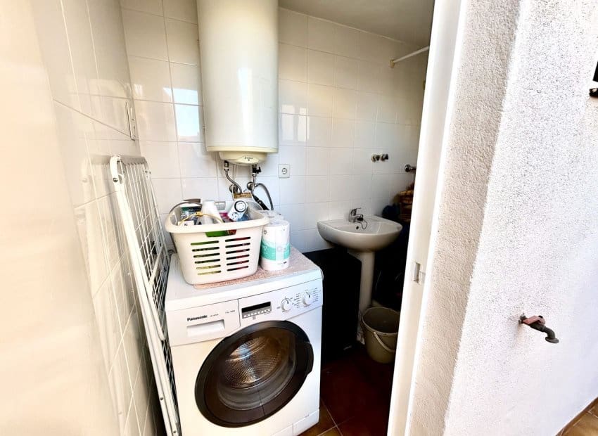 2 Zimmer Apartment zu verkaufen in La Zenia mit Pool - 190.900 € (Ref: 9858155)