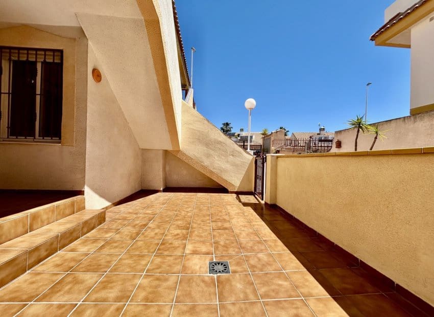 2 Zimmer Apartment zu verkaufen in La Zenia mit Pool - 190.900 € (Ref: 9858155)