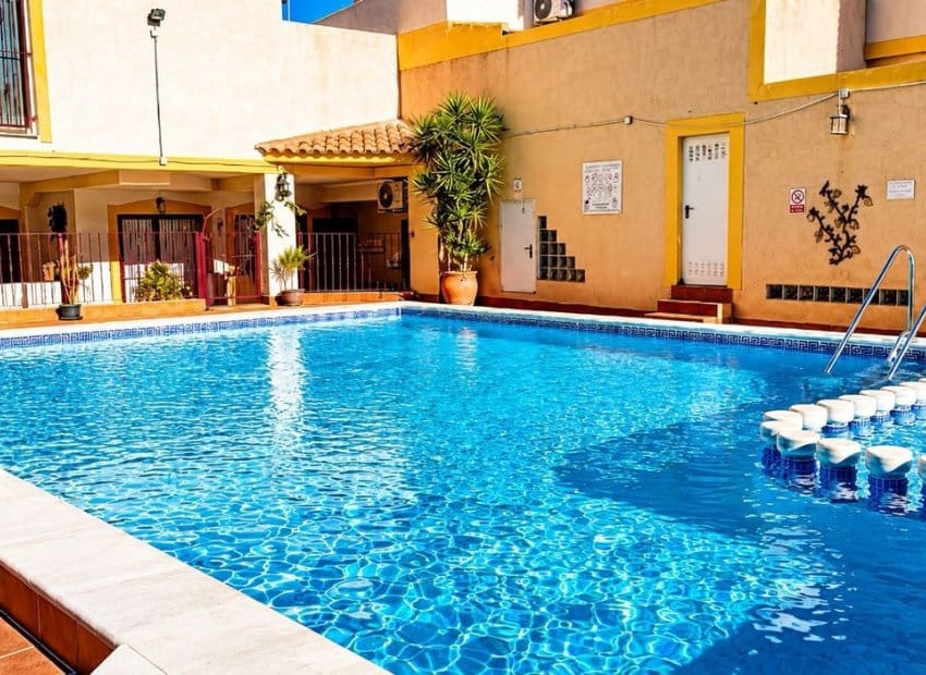 2 Zimmer Apartment zu verkaufen in La Zenia mit Pool - 190.900 € (Ref: 9858155)