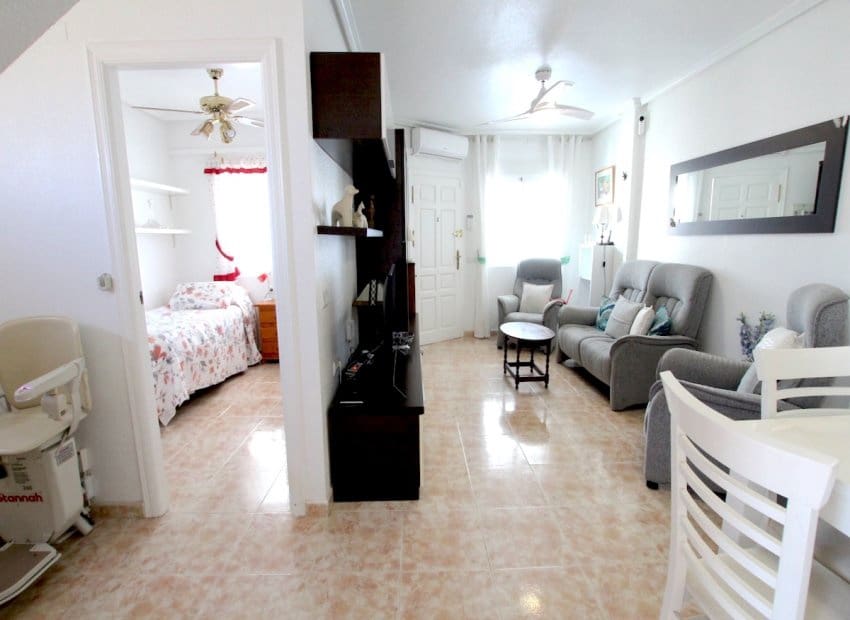 3 soveværelse Lejlighed til salg i Orihuela Costa - € 188.500 (Ref: 9861021)