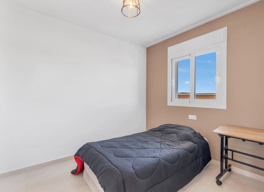 3 slaapkamer Appartement te koop in El Raso met zwembad - € 299.900 (Ref: 9861022)
