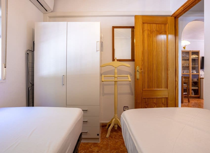 2 bedroom Apartment for sale in Algorfa with pool - € 129,000 (Ref: 9861026)