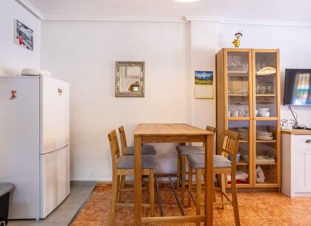 2 soveværelse Lejlighed til salg i Algorfa med swimmingpool - € 129.000 (Ref: 9861026)